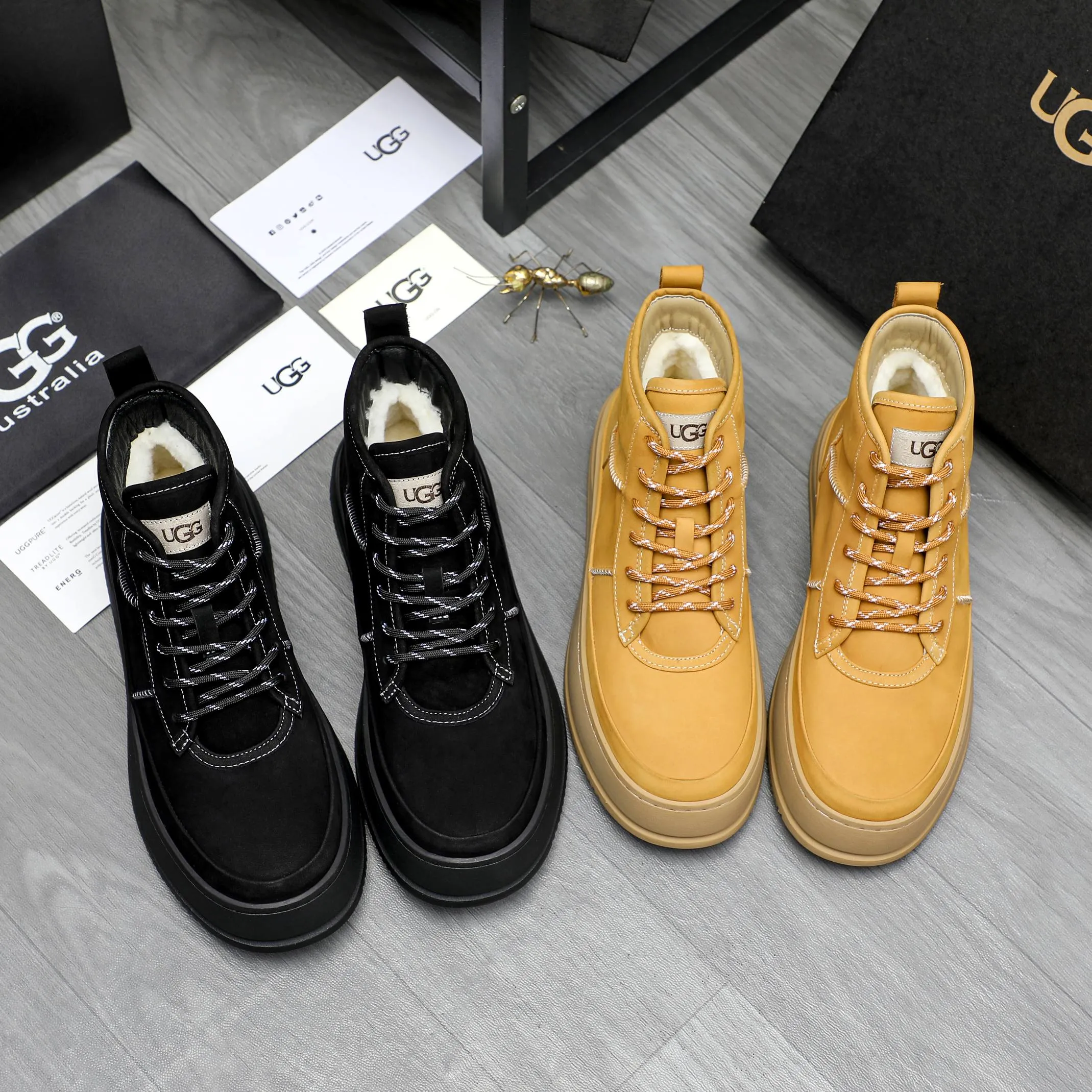 P620 Product trademark: "UGG" Gaobang men's shoes Regular size: 39-44 Product materials: Selected suede cowhide upper, wool lining, original outsole